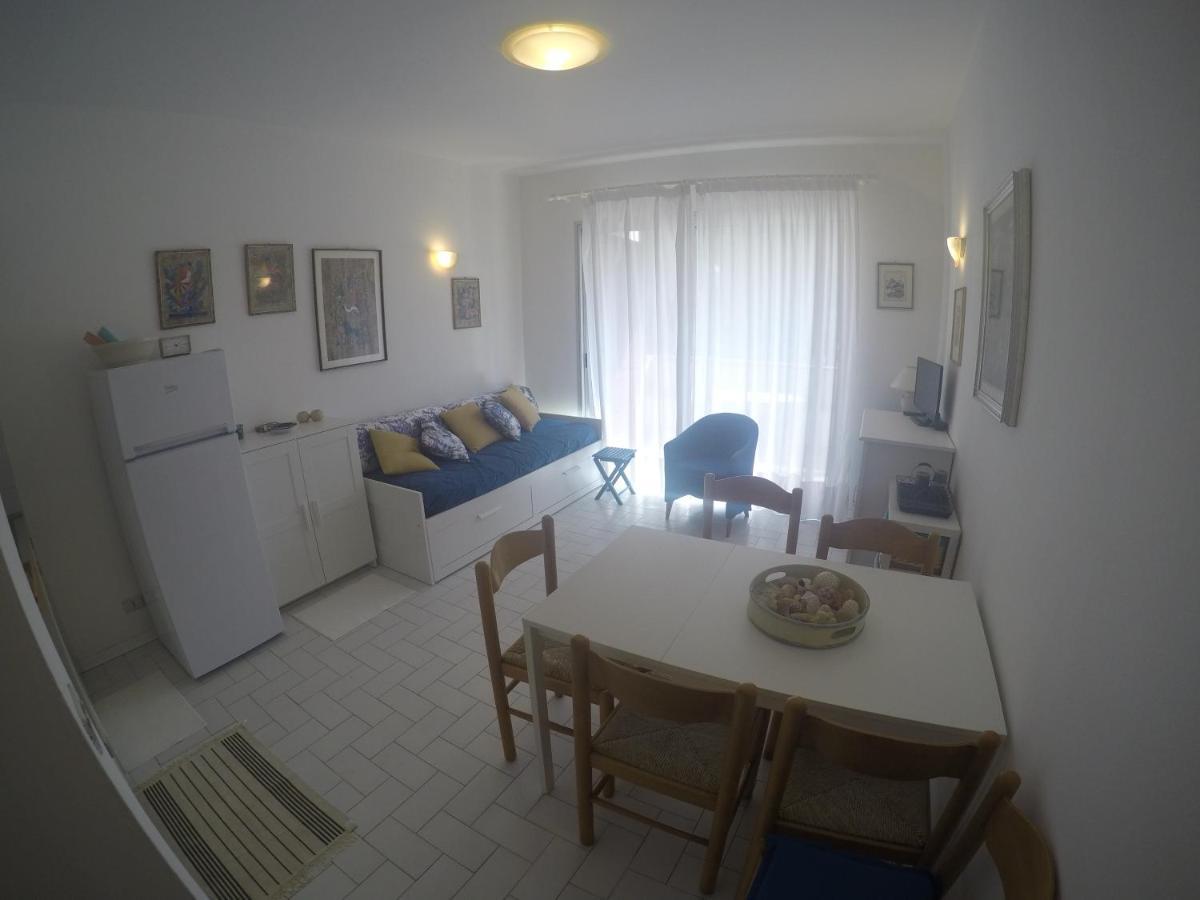 Residence Selenis Bilocale Vista Piscina - Agenzia Cocal Caorle Zewnętrze zdjęcie